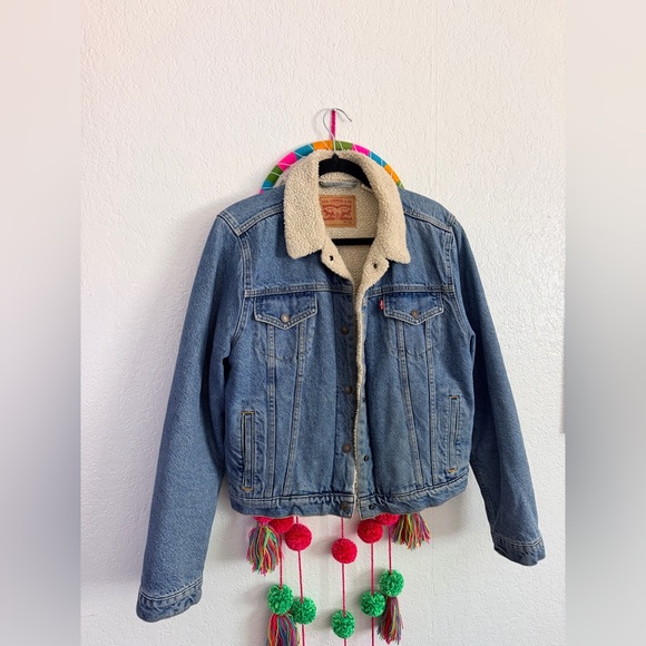 Levi's Jackets & Blazers - Levi's Sherpa Trucker Jacket
